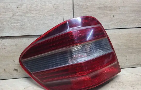 Mercedes-Benz E W211 Rear/tail lights