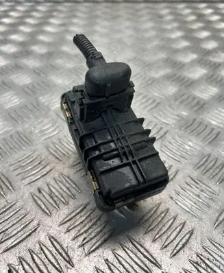 BMW 5 F10 F11 Turbine electric control actuator 6NW010430