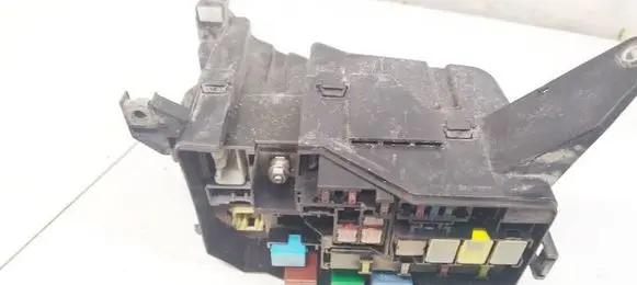 Toyota RAV 4 (XA30) Fuse box set