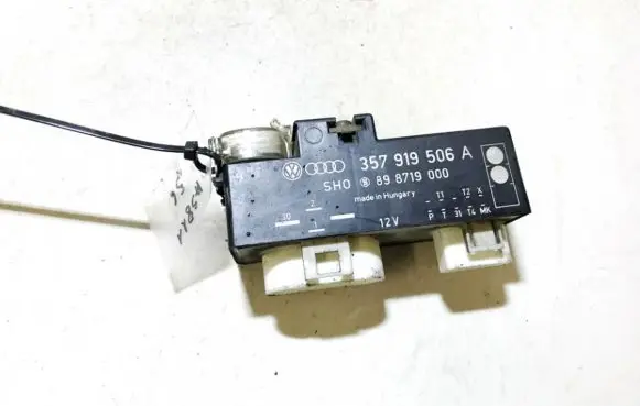 Coolant fan relay