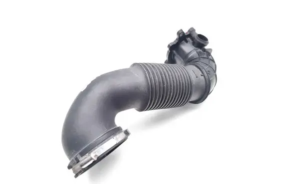 Land Rover Discovery Sport Air intake hose/pipe GJ329F876AB 1165406S01