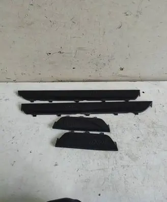 BMW 1 E81 E87 sill trim set (inner) 7117633