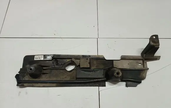 Ford S-MAX Engine splash shield/under tray 6M2111779AJ 6M21-11779-AJ
