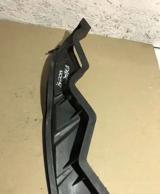 Volkswagen PASSAT B6 Front bumper mounting bracket 3C0807889