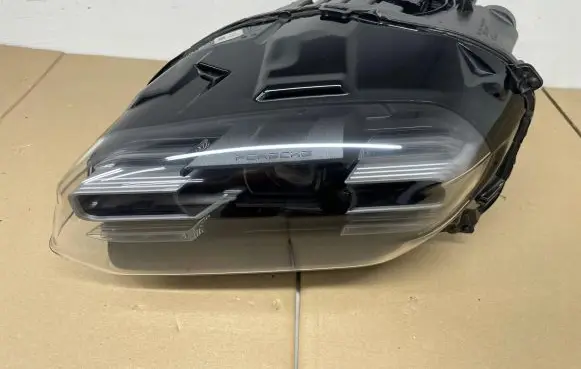 Porsche Taycan 9J1 Headlight/headlamp 9J1941031G