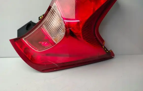 Nissan Note (E12) Rear/tail lights 