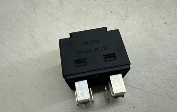 Volvo V70 Other relay 9494782