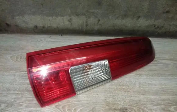 Volvo XC70 Rear/tail lights 9154493
