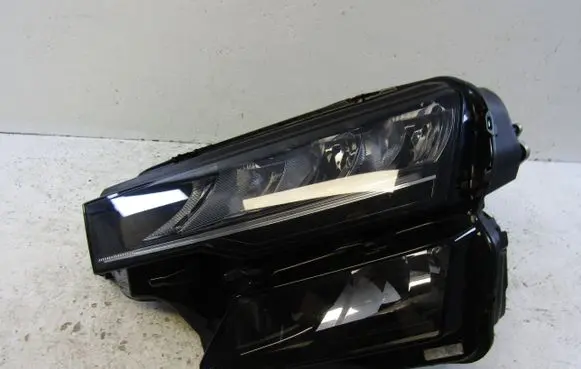 Skoda Karoq Headlight/headlamp 57B941009