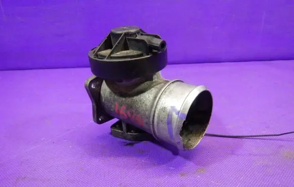 Mercedes-Benz Vaneo W414 Mass air flow meter A6680900454