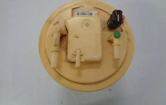 Citroen C4 II Picasso In-tank fuel pump 9674722680