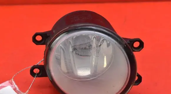Toyota Corolla E120 E130 Front fog light 89210656