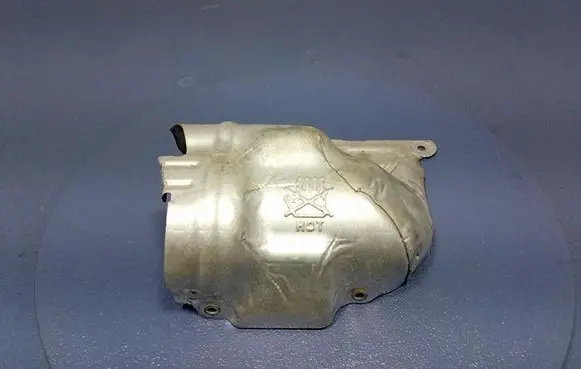BMW 7 F01 F02 F03 F04 Exhaust heat shield 7606649