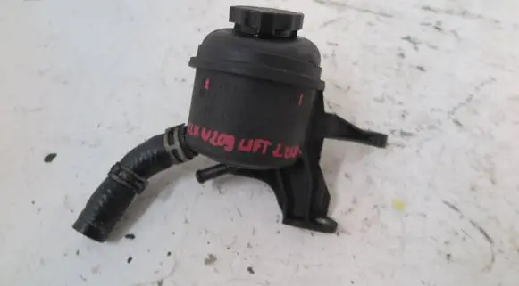 Mercedes-Benz CLK A209 C209 Power steering fluid tank/reservoir A2034600083