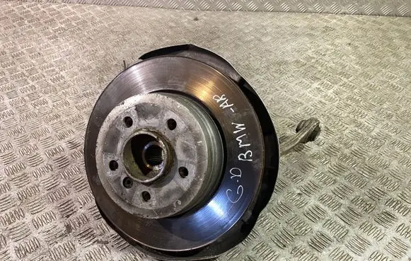 BMW X6 F16 Rear wheel hub 6877218