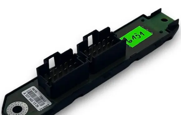 Mercedes-Benz Vito Viano W639 Other relay A0275451326