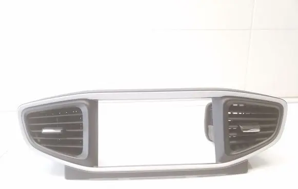 Hyundai Ioniq Dash center air vent grill 84740G2100