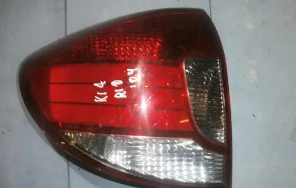 KIA Rio Rear/tail lights 92401fd0