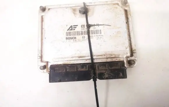 Volkswagen Sharan Engine control unit/module 038906019c 0581010751