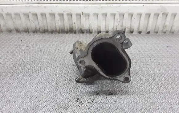 Toyota Avensis T250 Engine coolant pipe/hose