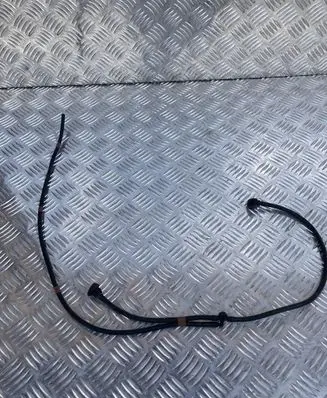 Toyota Yaris Cross Windshield washer spray nozzle 