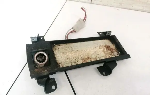 BMW 5 E39 Cigarette lighter 51168159604