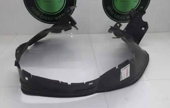 Mercedes-Benz CLK A208 C208 Front wheel arch liner splash guards 2086985330