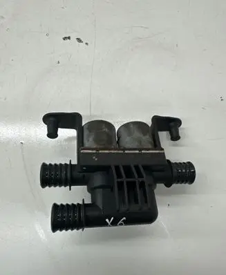 BMW X6 M Coolant heater control valve 6910544 1147412166