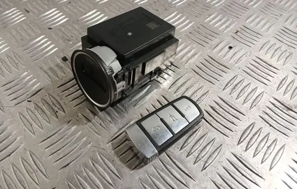 Volkswagen PASSAT B7 Ignition lock 3C0905843AA