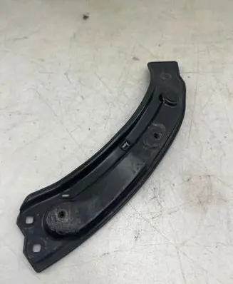 Audi Q3 8U Headlight/headlamp mounting bracket 8U0805931