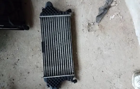 Mercedes-Benz ML W166 Intercooler radiator A0995001400
