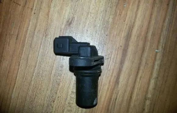 Ford Mondeo MK I Crankshaft position sensor 95bf12k073ab