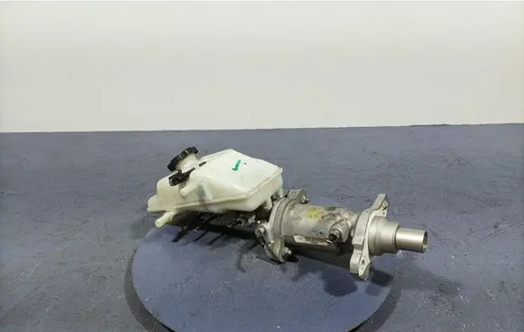 Opel Ampera Master brake cylinder 32668477