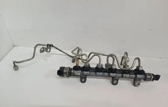 Renault Laguna III Fuel main line pipe