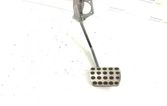 Mercedes-Benz G W461 W463 1st Gen Brake pedal 4632905401 4632905801
