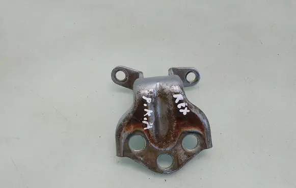 SsangYong Rexton I Front door lower hinge 