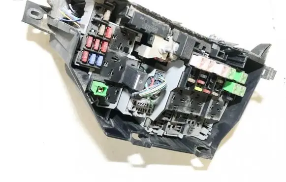 Ford Galaxy Fuse box set 6g9t14a481aa 6g9t-14a481-aa