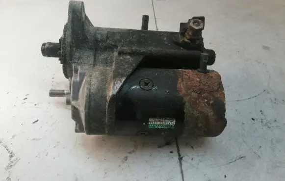 Toyota Hilux (AN10, AN20, AN30) Starter motor 281000L051 TG4280002632