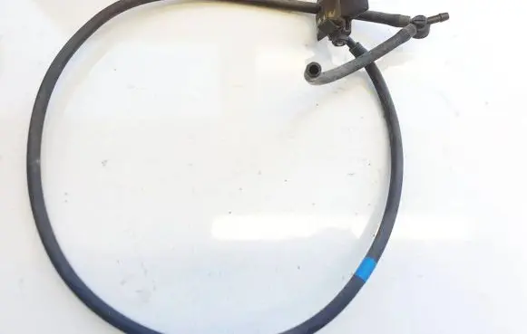 Volkswagen Golf V Windshield washer spray nozzle 