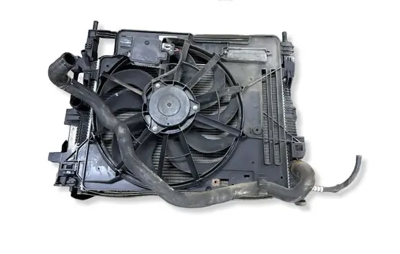 Ford Focus Radiator set F1F18C607HE 31501699