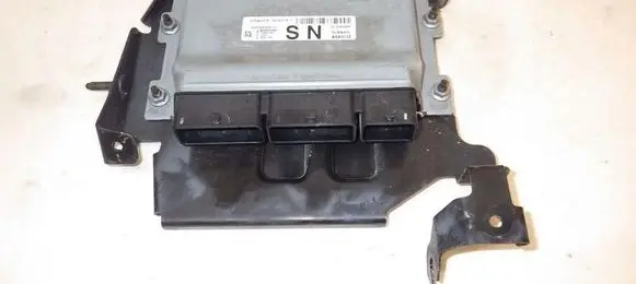 Renault Zoe Engine control unit/module ECU 237D40308R