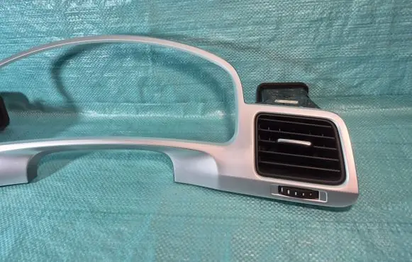 Volkswagen Touareg II Dashboard trim 7P1857221 6709401 7P1819728A