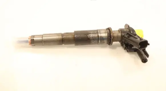 Opel Vivaro Fuel injector 0445115007