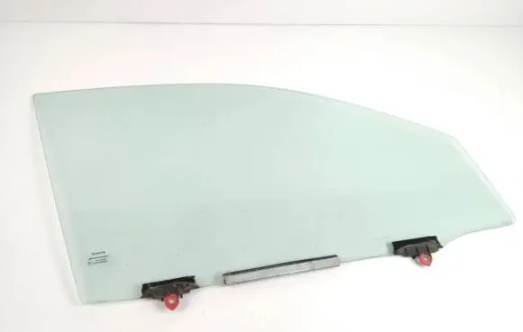 Toyota Hilux (AN120, AN130) Front door window glass four-door 43R000392