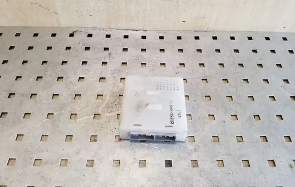 Nissan X-Trail T30 Other control units/modules 285508H705