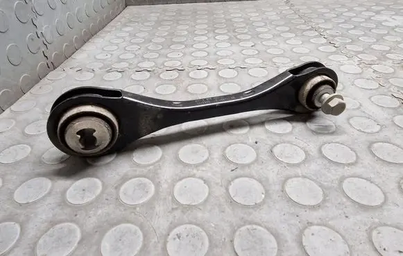 BMW i4 Rear control arm 6878633