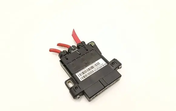 BMW 5 F10 F11 Current control relay 9153418 82876410