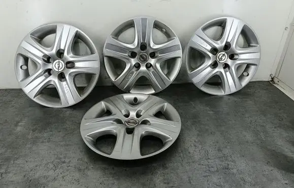 Opel Vectra C R16 wheel hub/cap/trim 1328233513282336