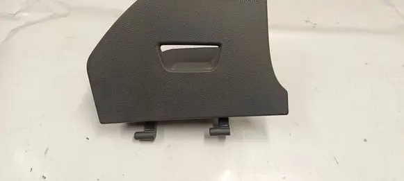 Seat Leon (5F) Glove box 