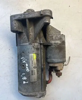 Opel Vivaro Starter motor 8200331251 11L41444HF